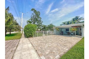 450 NE 32nd Street, Boca Raton, FL 33431 Sold 07/31/24