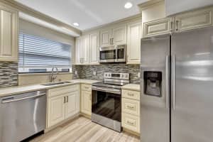 73 Capri B Trail 73, Delray Beach, FL 33484 Sold 11/05/24