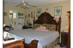 1087 Westchester Drive E, West Palm Beach, FL 33417 Sold 07/26/24