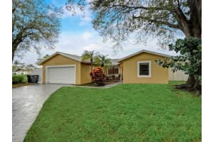 9841 Spanish Isles Drive, Boca Raton, FL 33496 Sold 07/08/24