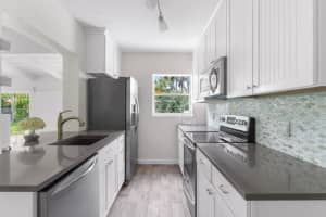 256 NE 16th Street, Delray Beach, FL 33444 Sold 08/30/24