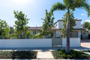 158 Worth Court S, West Palm Beach, FL 33405 Sold 09/02/25