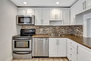 14790 Bonaire Boulevard 204, Delray Beach, FL 33446 Sold 08/08/24