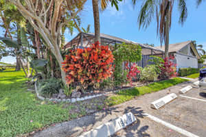 1206 Shibumy Circle A, West Palm Beach, FL 33415 Sold 09/20/24