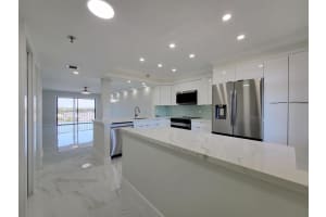 7240 Huntington Lane 803, Delray Beach, FL 33446 Sold 07/11/24