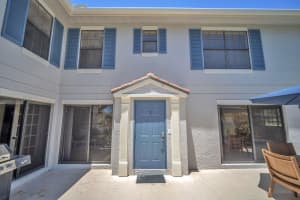 390 Prestwick Circle 1, Palm Beach Gardens, FL 33418 Sold 10/25/24