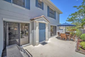390 Prestwick Circle 1, Palm Beach Gardens, FL 33418 Sold 10/25/24