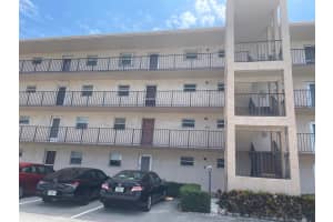 711 Lori Drive 302, Palm Springs, FL 33461 Sold 06/21/24