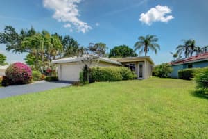 17 Estate Drive, Boynton Beach, FL 33436 Sold 09/05/24