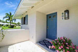 601 Club Drive, Palm Beach Gardens, FL 33418 Sold 01/30/25