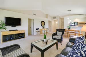 601 Club Drive, Palm Beach Gardens, FL 33418 Sold 01/30/25