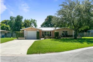 102 Mallard Court, Royal Palm Beach, FL 33411 Sold 07/12/24