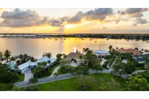 621 SW Bay Pointe Circle, Palm City, FL 34990 Sold 06/25/24