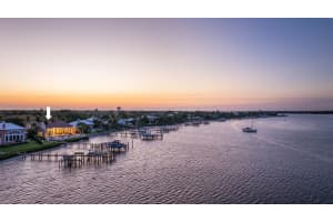 621 SW Bay Pointe Circle, Palm City, FL 34990 Sold 06/25/24