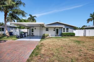833 NW 10th Avenue, Dania Beach, FL 33004 Sold 08/14/24