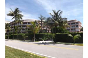315 S Lake Drive 1d, Palm Beach, FL 33480 Sold 06/19/24