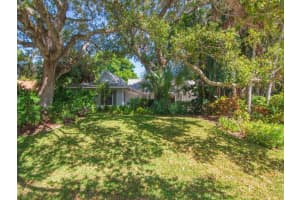 1020 Windsong Way, Vero Beach, FL 32963 Sold 09/16/24