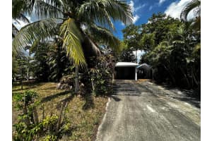 2911 NE 9th Avenue, Pompano Beach, FL 33064 Sold 02/28/25