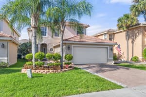 5082 Starblaze Drive, Greenacres, FL 33463 Sold 10/31/24