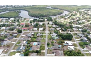 743 SE Elwood Avenue, Port Saint Lucie, FL 34983 Sold 01/31/25