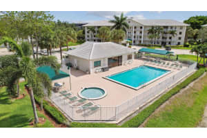 6157 Balboa Circle 302, Boca Raton, FL 33433 Sold 07/03/24