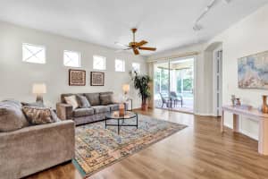 367 S Tangerine Square SW, Vero Beach, FL 32968 Sold 08/08/24