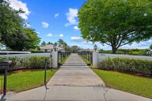 15000 Oatland Court Barn, Wellington, FL 33414 Sold 04/18/25