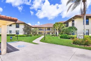 871 SW South River Drive 101, Stuart, FL 34997 Sold 07/18/24