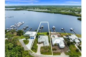 1002 SE Kitching Cove Lane, Port Saint Lucie, FL 34952 Sold 07/17/24