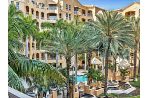 3001 NE 185th Street 322, Aventura, FL 33180 Sold 10/09/24