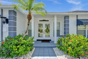 4902 N Travelers Palm Lane, Tamarac, FL 33319 Sold 07/25/24