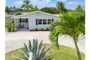 1054 Old Boynton Road, Boynton Beach, FL 33426 Sold 07/10/24