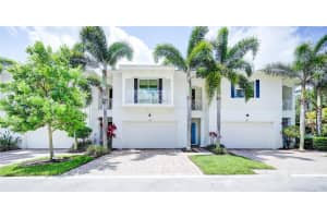 5146 Hamilton Court, Palm Beach Gardens, FL 33418 Sold 10/03/24
