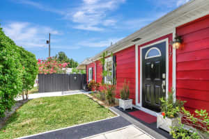 417 13th Avenue N, Lake Worth Beach, FL 33460 Sold 11/01/24
