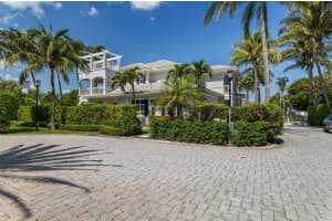 1845 Dusty Miller Drive, Delray Beach, FL 33483 - MLS#R10991749