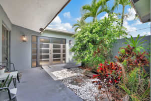 1990 NW 32nd Street, Oakland Park, FL 33309 Sold 02/14/25