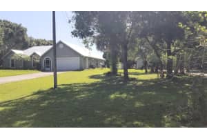 5504 Pinetree Dr, Fort Pierce, FL 34982, Sold 08/23/24
