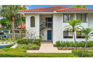 60 Pelican Pointe Dr #1010, Delray Beach, FL 33483, Sold 07/10/24