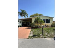 34 Ipanema Way, Fort Pierce, FL 34951 Sold 08/30/24