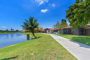 5258 Garden Hills Circle, West Palm Beach, FL 33415 Sold 07/19/24