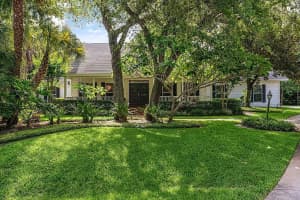 4380 2nd Square SW, Vero Beach, FL 32968 Sold 12/02/24