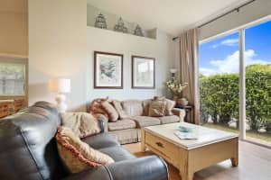 1901 Capeside Circle, Wellington, FL 33414 Sold 08/12/24