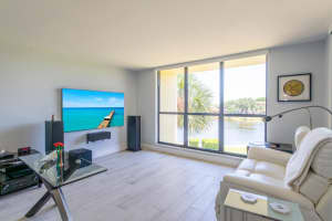5344 Woodland Lakes Drive 321, Palm Beach Gardens, FL 33418 Sold 01/22/25