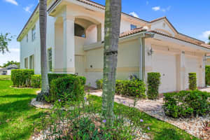 7930 Laina Lane 3, Boynton Beach, FL 33437 Sold 11/13/24
