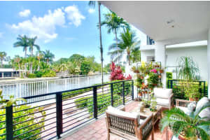 2900 NE 12th Terrace 32, Oakland Park, FL 33305 Sold 10/30/24