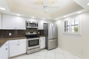 250 John F Kennedy Drive Ph7, Lake Worth Beach, FL 33462 Sold 08/07/24