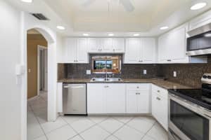 250 John F Kennedy Drive Ph7, Lake Worth Beach, FL 33462 Sold 08/07/24