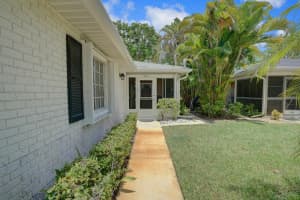 10082 S 45th Terrace S 422, Boynton Beach, FL 33436 Sold 07/31/24