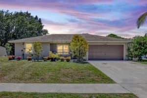 128 Barcelona Drive, Royal Palm Beach, FL 33411 Sold 07/05/24