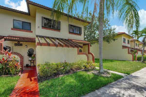 8957 Springtree Lakes Drive, Sunrise, FL 33351 Sold 08/02/24